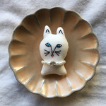 猫 ブローチ