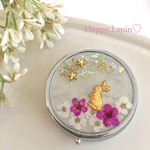 うさぎと押し花のピルケース