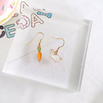 『🐰うさぎと🥕にんじんのピアス・イヤリング』