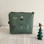 リトルガーデン刺繍ポーチ（グリーン）