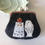 ハロウィン刺繍のがま口
