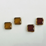 秋色の小さな四角のピアス/イヤリング