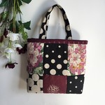 ボルドー色と黒のドットミニトート