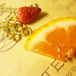 *限定*ネックレス(カットオレンジ×ちびイチゴ)