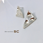 でこぼこ三角のピアス☆シルバー☆純銀☆シルバー925
