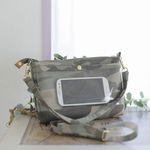 【new】長財布も入るスマホポシェット/迷彩