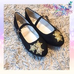【22.5〜26cm】three starsストラップパンプス/bk4