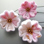 桜のＵピン髪飾り３本セット（つまみ細工）