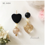  No.A484 お洒落アシメ▸︎▹︎ブラック×クリアビーズ♕ピアス / イヤリング