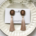 キャラメルブラウンのチェコビーズ刺繍 × タッセルピアスorイヤリング