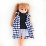 チェックのロングシャツ　22cmドールサイズ（リカちゃん、ブライスなど）