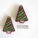 クリスマス ツリー 刺繍ブローチ