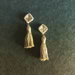 shishyu-tassel  khaki【刺繍イヤリング/ピアス】