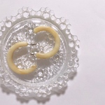 new*⋆1ペア★ピアス★ベージュ★