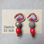 carmine×ash gray刺繍ピアス