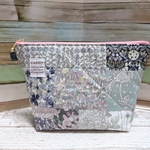 【sale】リバティパッチ×帆布＊マチつき＊大ポーチ