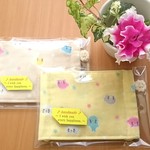 子アザラシ柄☆ガーゼ子供用マスク２枚♪クリーム&イエロー a220