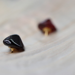 原石ピアス きのこガーネット【manm-ear】