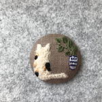 リネン刺繍ブローチ ニャン
