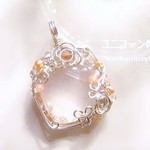 ローズクォーツ・ファセットカットペンダント（ワイヤージュエリー☆ワイヤーアクセサリー☆ワイヤーラッピング天然石ネックレス）