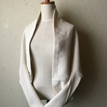 ドルマンスリーブの羽織り物　ワッフル生成り