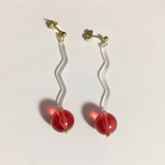 くねくねピアス