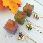 紅葉羹キューブのロングネックレス(紫芋)