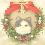 猫のいるクリスマスリース