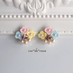 再販** ３色花束ビジューピアス