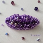 唇💋ビーズ刺繍ブローチ