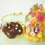 お菓子のお家のキーリング