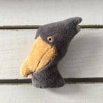 ハシビロコウのブローチ