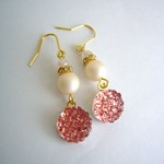 ビジュー＆つや消しピアス