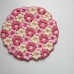 [ M 様　御予約品 ]　小さなお花の円座　ピンク