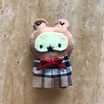 【たぬきのぽこべえ】オメカシぬいぐるみマスコット(チェック)