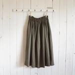 カーキダブルガーゼロングスカート