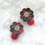 再販✨新作🎀✨🎄Christmas mood tartan of flowersイヤリング 🎄✨🎀🌹赤のベネツィアでおめかしver.🌹✨