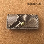 今だけ価格！へび革 三つ折りキーケース。