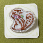 東欧の花祭りブローチ   ＊シマリス＊