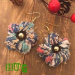 ふわふわお花ピアス    レインボートンネル