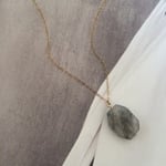 〜〜奥行きのある透明感〜〜グレークォーツ ネックレス