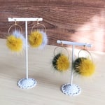 ミンクファー　ふわふわピアス
