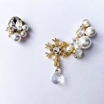 雪のイヤーカフ&ピアス（ゴールド×クリアビジュー）