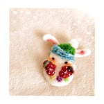 雪ウサギさん羊毛ブローチ⑹