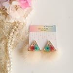 押し花三角＆ファー（アイボリー）ピアス／イヤリング