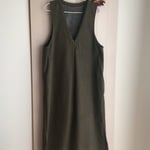 深Vネックワンピース