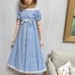 モモコドール(ブライス、リカちゃん)／オフショルワンピース