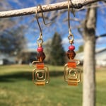 アメリカ発！人気ワイヤーアクセサリー チェコビーズ アンバーガラス ピアス/イヤリング