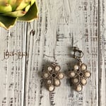 beads earrings - ivory metallic