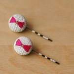 リネン手刺繍ヘアピン　　（ピンク×みどり）